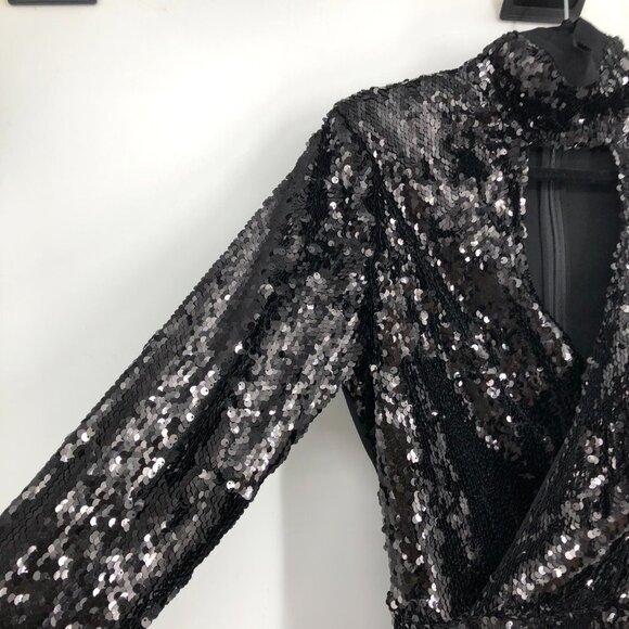 NWT PINKO Black Long Sleeve Stretch Asymmetric Hem Mini Sequin Dress Sz 12/EU 44 - Picture 7 of 16
